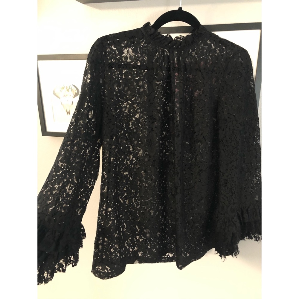 Zara Lace bell sleeve blouse